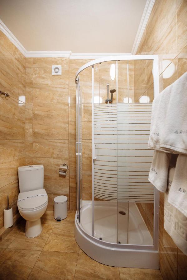 Private Rooms In Hotel Lift 1R Bukovel Kültér fotó